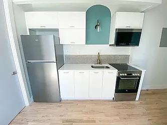 Rented by REQCENTER LLC