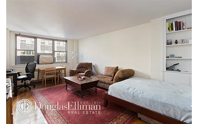 Sold by Douglas Elliman | media 10