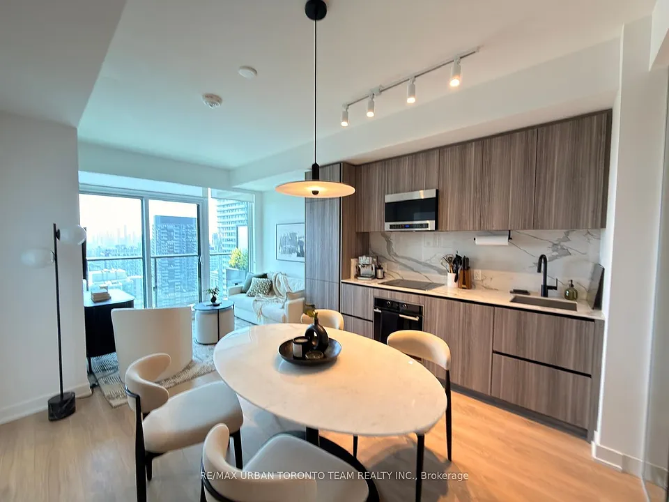 127 Broadway Ave #3013