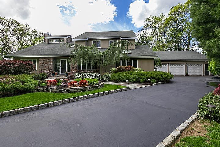 1st image of 36 Stony Hill Path