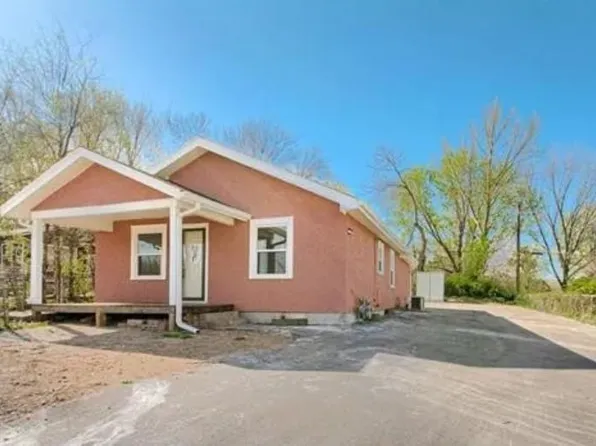 11307 E 13th St S, Independence, MO 64052