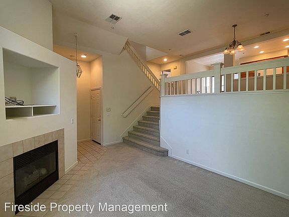 3rd image of 961 Costen Ct #19