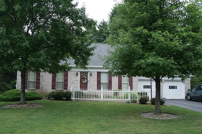 1st image of 6696 Appleridge Cir