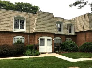 175 Main Ave, Wheatley Heights, NY