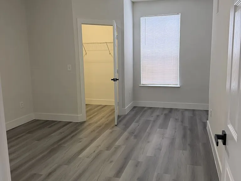 2001 Tizewell Cir #1503 — Photo 11