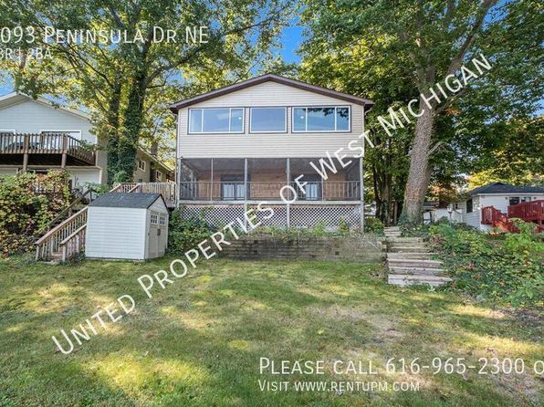 7093 Peninsula Dr NE