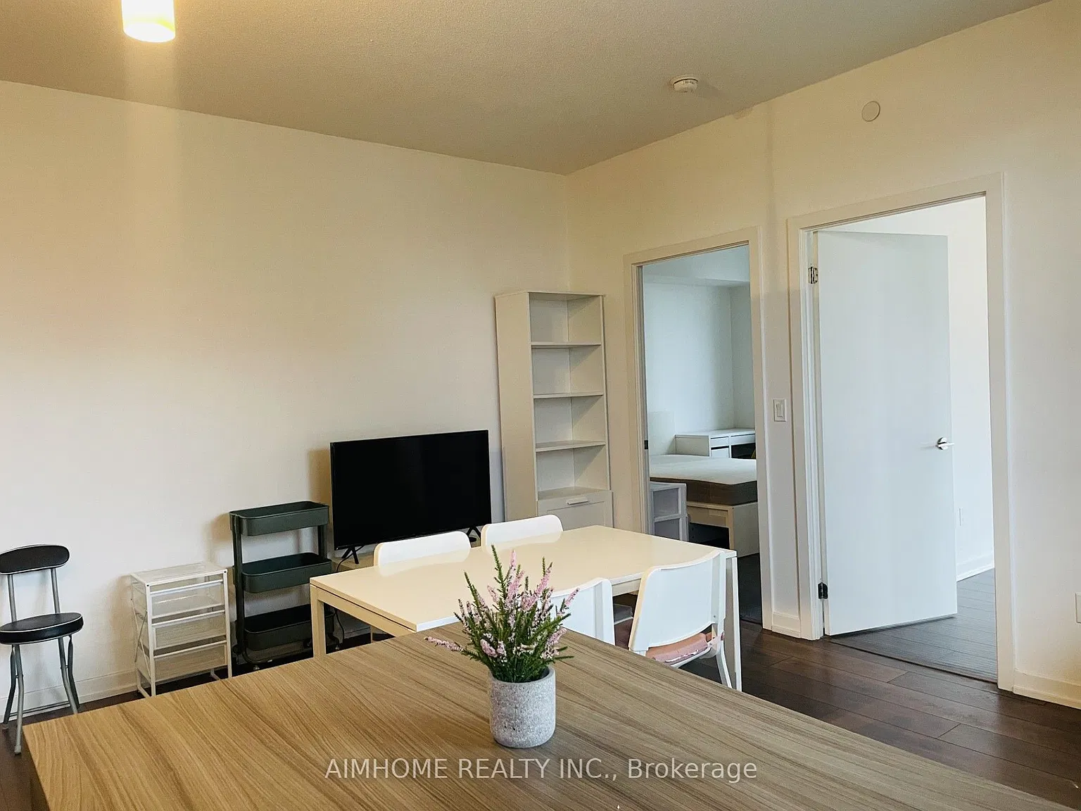 2 bed, $2,800 — Photo 3