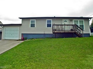 195 Cork Rd, Follansbee, WV 26037