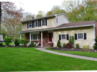 15 Colonial Way, Succasunna, NJ 07876