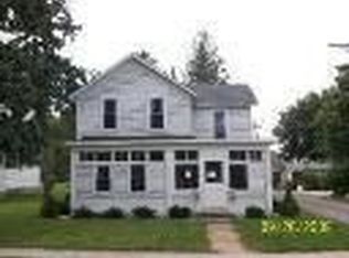 111 N Elm St, Gardner, IL 60424