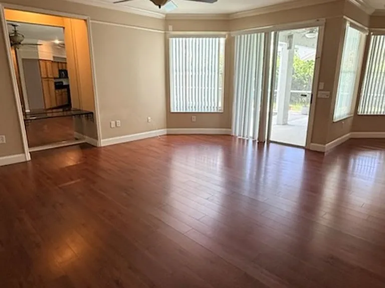 4351 Ellinwood Blvd — Photo 10
