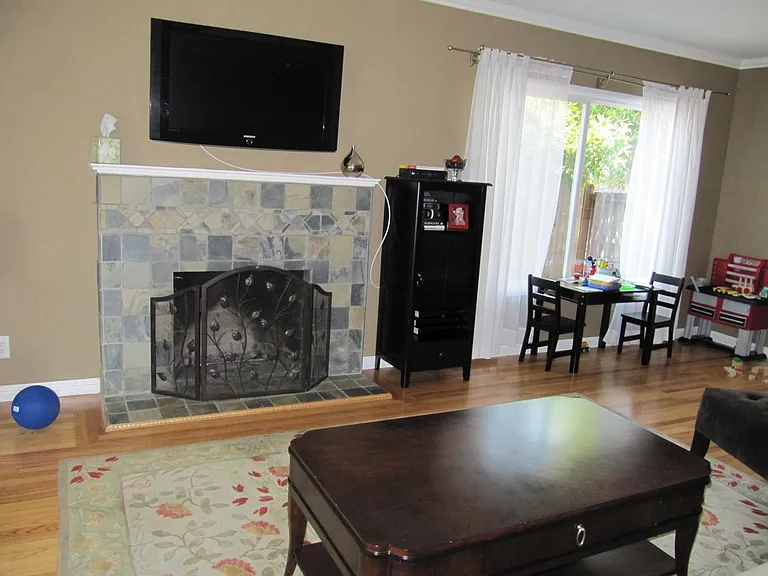 3233 McNutt Ave — Photo 6