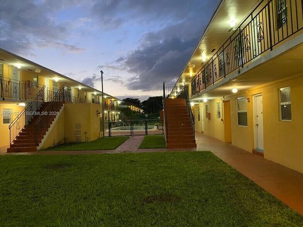3800 SW 102nd Ave APT 120