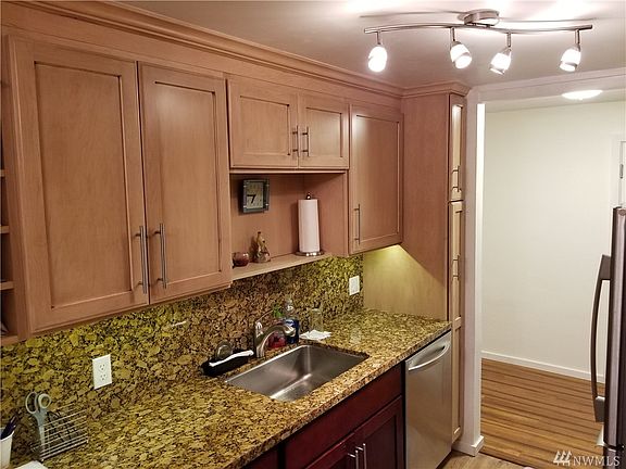 4th image of 12631 NE 9th Pl APT C104