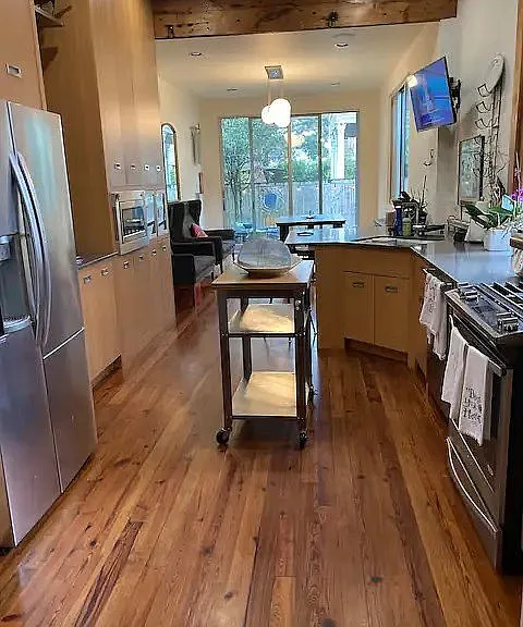 1024 Philip St — Photo 4