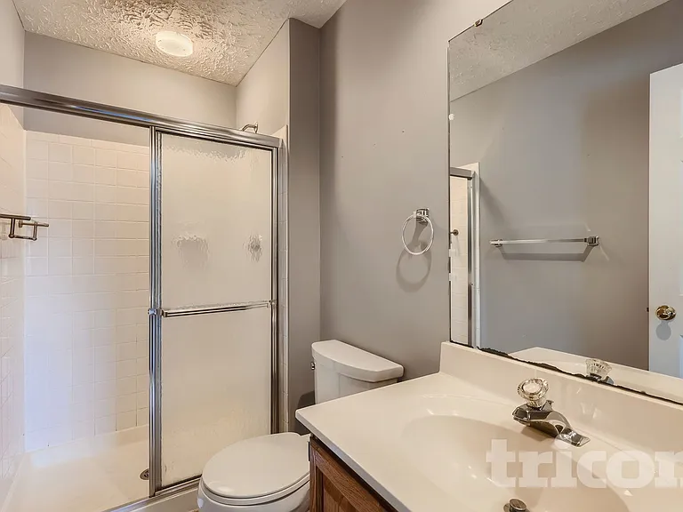 8211 Berryfield Dr — Photo 5