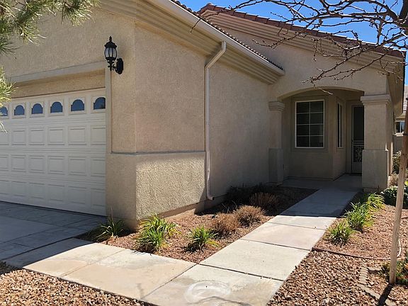 2nd image of 19443 Tor Hill Ln