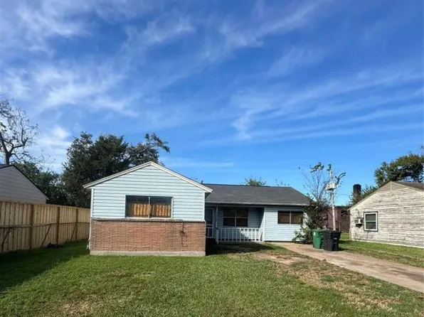 11315 Raincove Dr, Houston, TX 77016