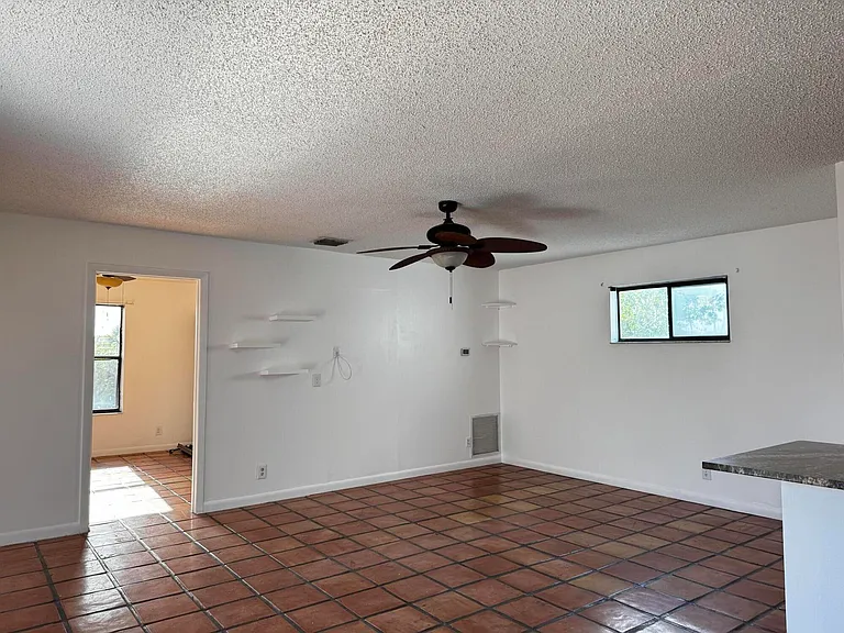 24 Crossings Cir #H — Photo 12