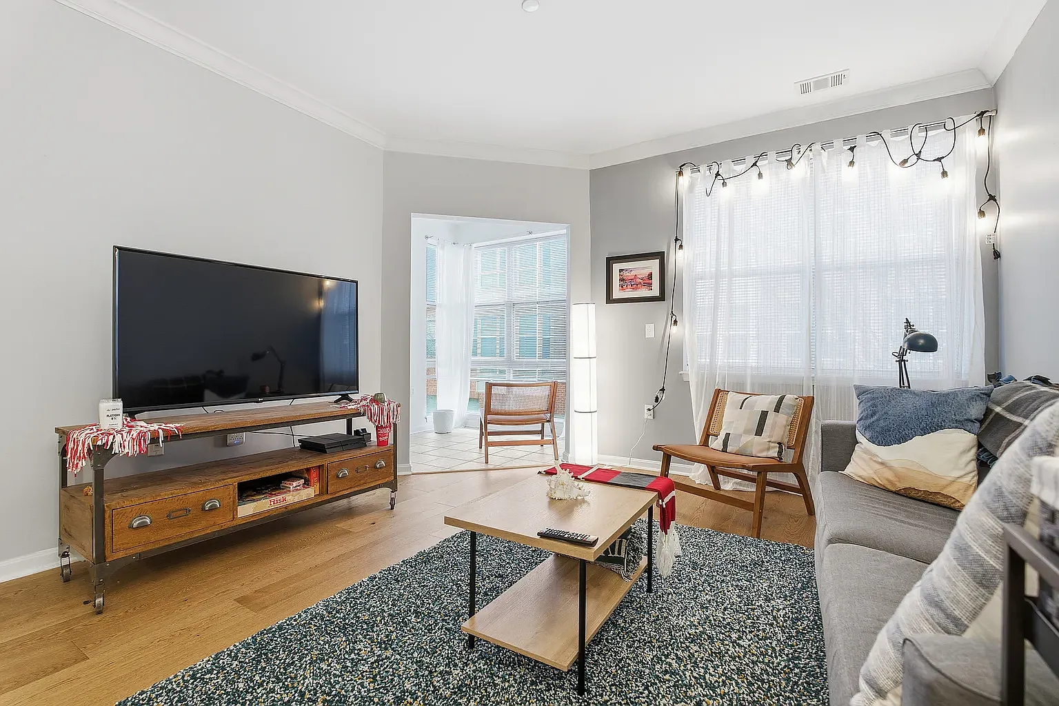 1 bed, 776 sqft, $1,900 — Photo 2