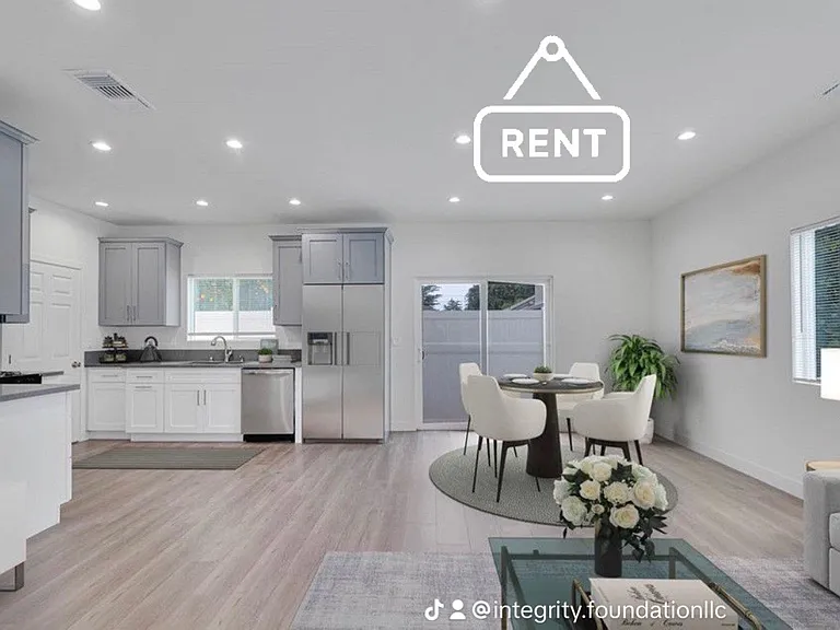 6744 Radford Ave — Photo 6