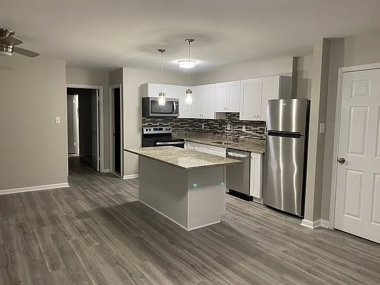 6220 Edsall Rd #401 — Photo 2