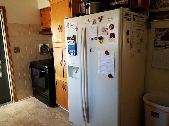 4th image of 3747 Troutland Ave NW
