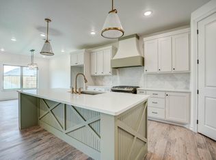 1101 16th St, Shallowater, TX 79363