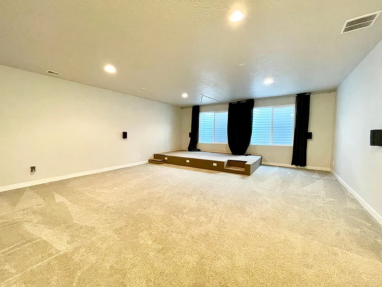 10924 S Glenda Ln — Photo 22