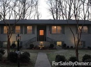 625 Stonehaven Dr, Birmingham, AL 35226