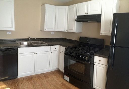 3rd image of 1406 Tonset Ln #1406
