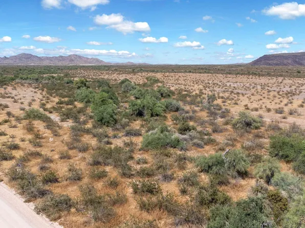 85xx N 381st Drive #25, Tonopah, AZ 85354