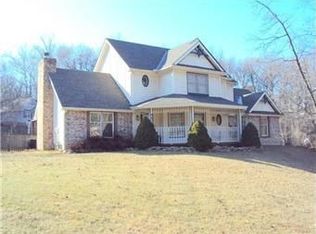 4513 NW Apache Dr, Riverside, MO 64150