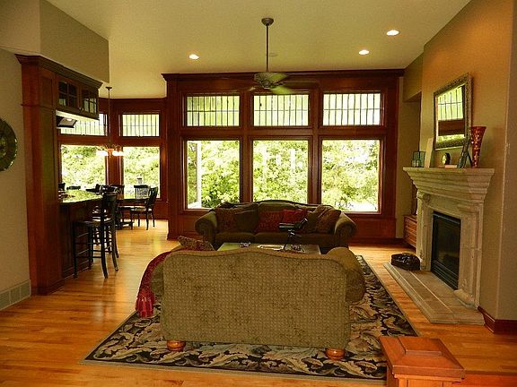 2nd image of 3612 Golf View Dr
