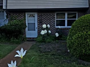 4 Greenwood Loop Rd, Brick, NJ 08724
