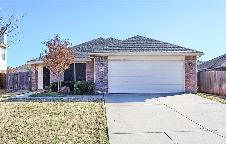 1st image of 221 Bay Meadows Ct