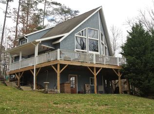 651 Southern Pines Pl, Leicester, NC 28748