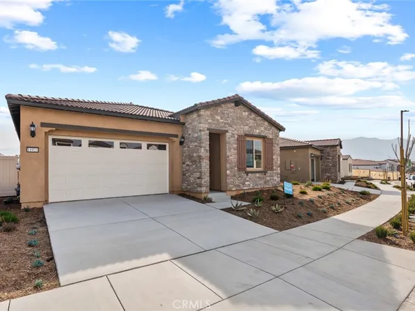 11921 Shadeland Dr, Corona, CA 92883