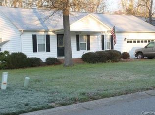 1427 Rainforest Ct, Gastonia, NC 28054