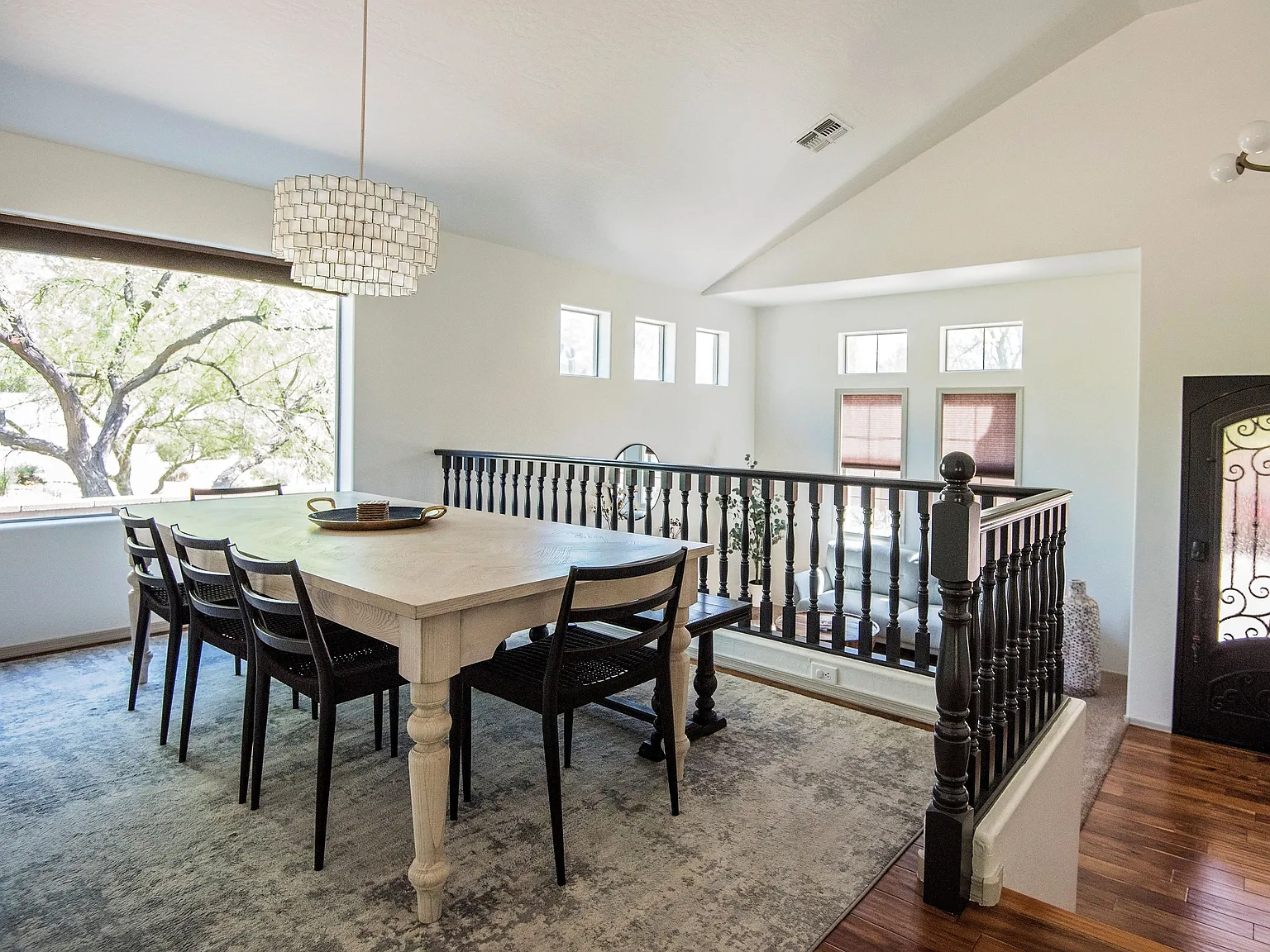 5 bed, 3502 sqft, $5,500 — Photo 4