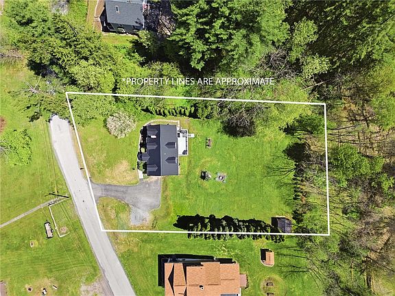 4th image of 356 Glessner Rd