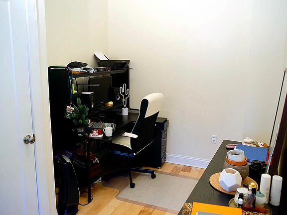5th image of 2038 W Coulter St APT 1F
