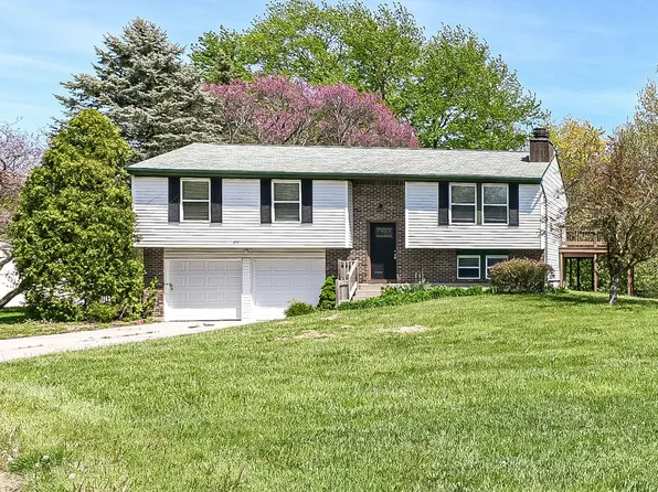 4151 Clayburn Dr, Indianapolis, IN 46268