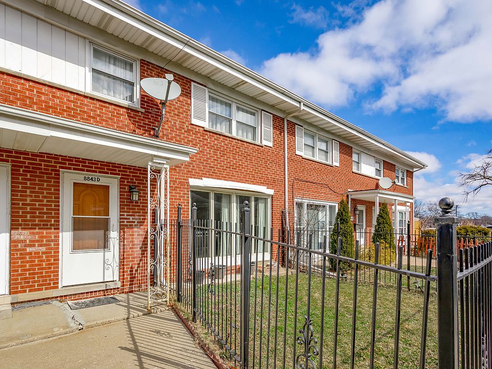 1st image of 8843 Robin Dr APT D