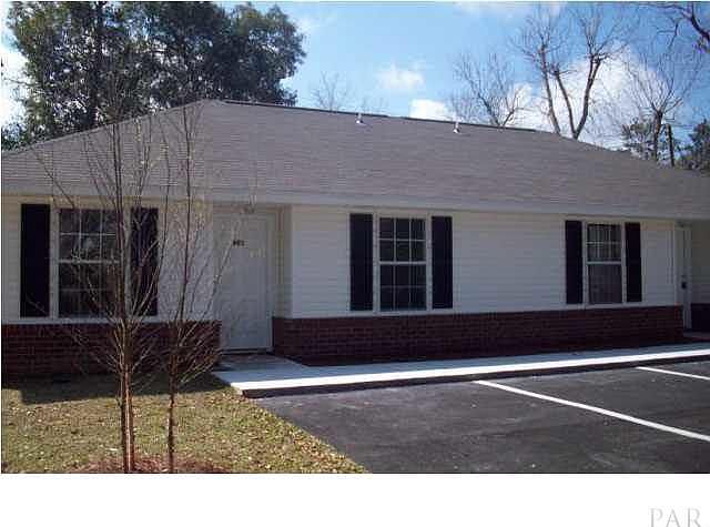 1st image of 1421 N 61st Ave #202