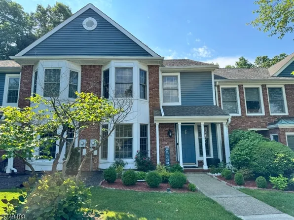 96 Laurelwood Ct, Rockaway Twp., NJ 07866