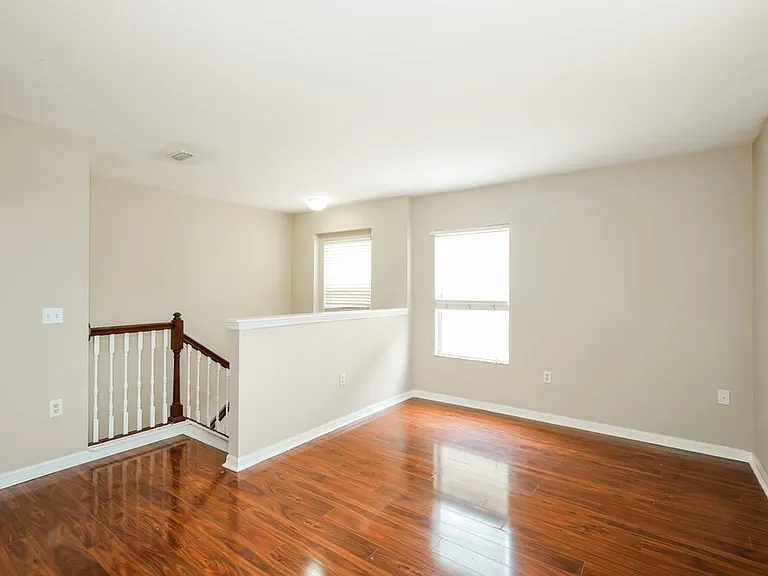 12116 Tree Haven Ave — Photo 10