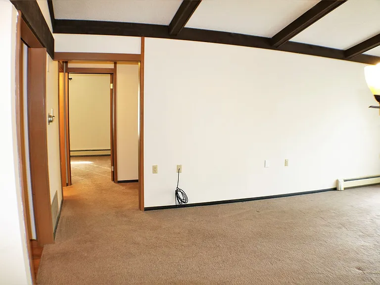 16 Green Mountain Drive — Photo 5