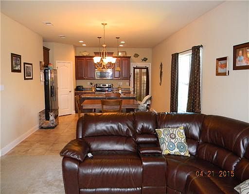 4th image of 17027 Washingtonia Ln