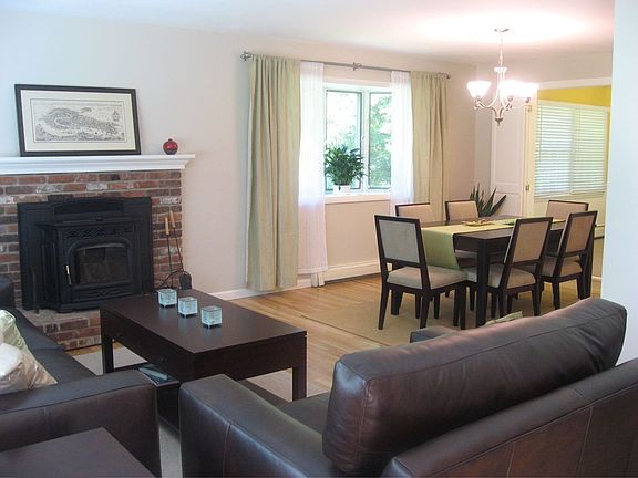 Living Rm & Dining Rm